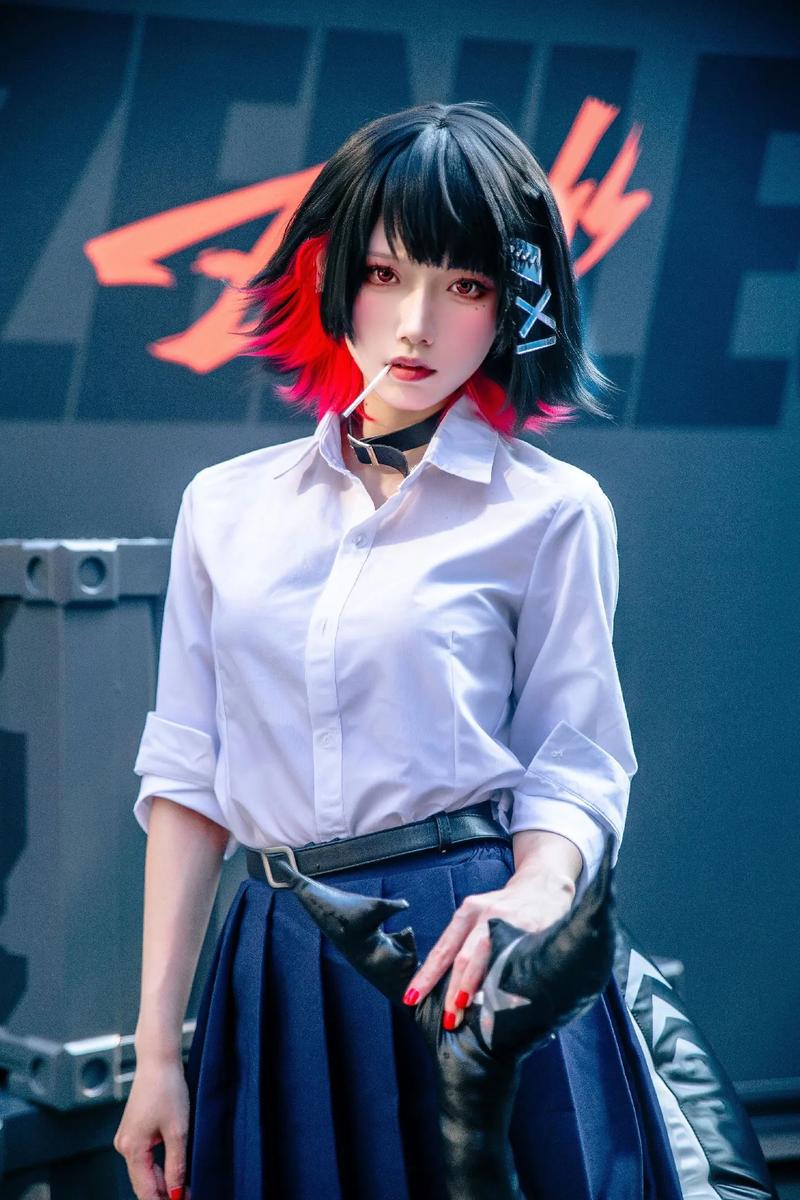 绝区零艾莲COS上线,开启未来与幻想交织的奇幻之旅,探索未知世界的冒险新篇章