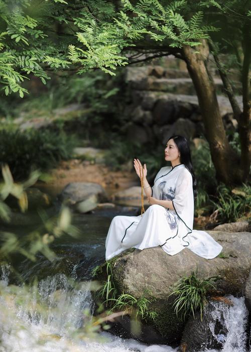 江湖香烛录,探寻香烛之谜,解锁江湖奇缘的奇幻之旅